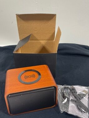 GiiNii GP-7AWP- 7in LCD Digital Picture Frame Brown